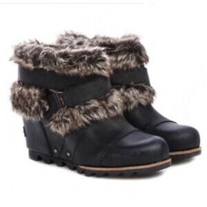Sorel Joan of Arctic Wedge Ankle Boots Black Leather Faux Fur S-430 Sz 9